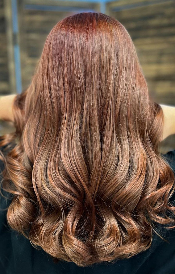 chestnut brown hair with red highlights