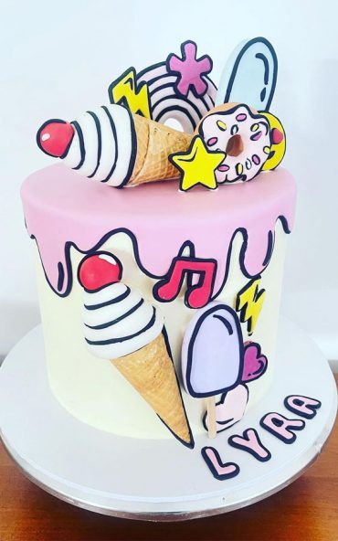 30 Cute Comic Cakes For Cartoon Lovers Fun Comic Birthday Cake