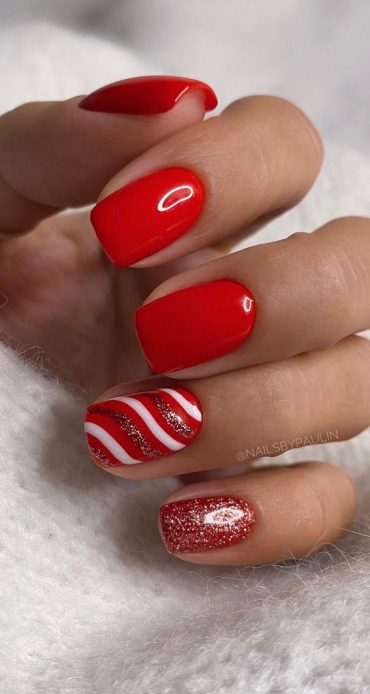 50+ Christmas & Holiday Nails For A Festive Look : Shiny Red Festive Short Nails