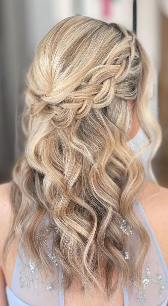 45 Half Up Half Down Prom Hairstyles Effortless and textured half up