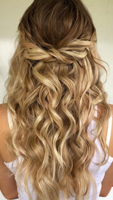 45 Half Up Half Down Prom Hairstyles : Effortless half up/down style
