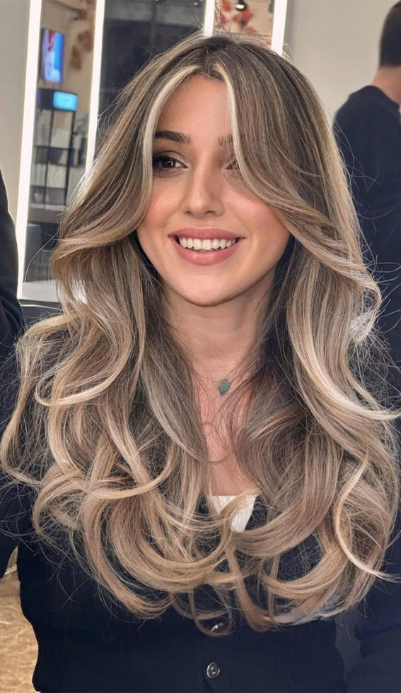 30+ Hair Colour Trends To Try in 2023 : Bronde Hair with Blonde