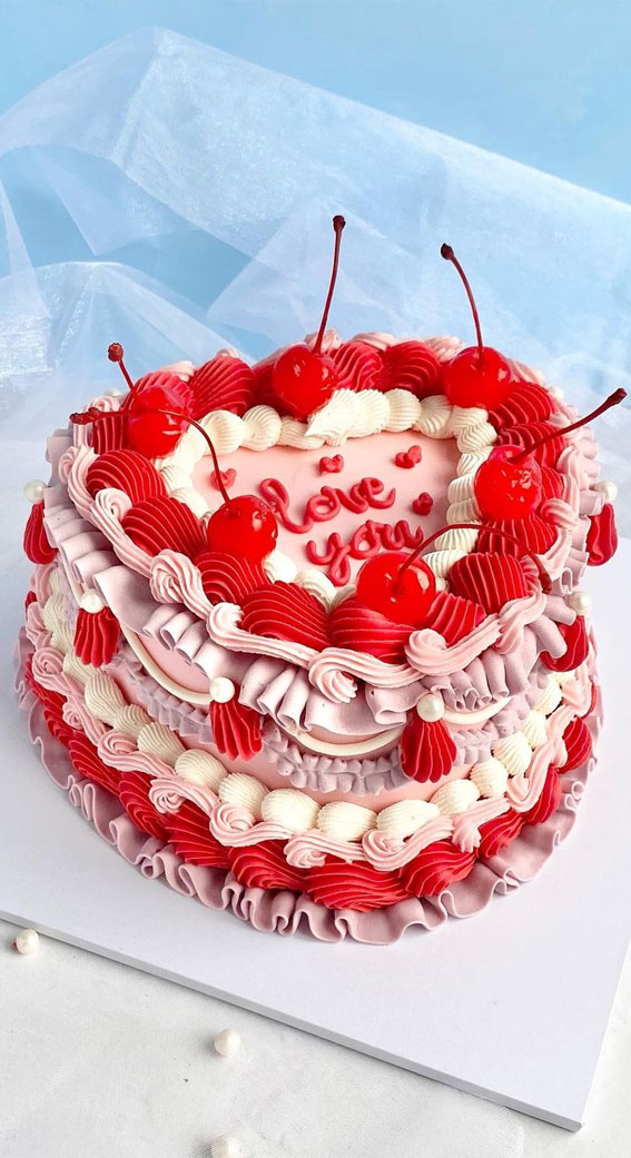 Trendy Valentine's Day Cake Ideas