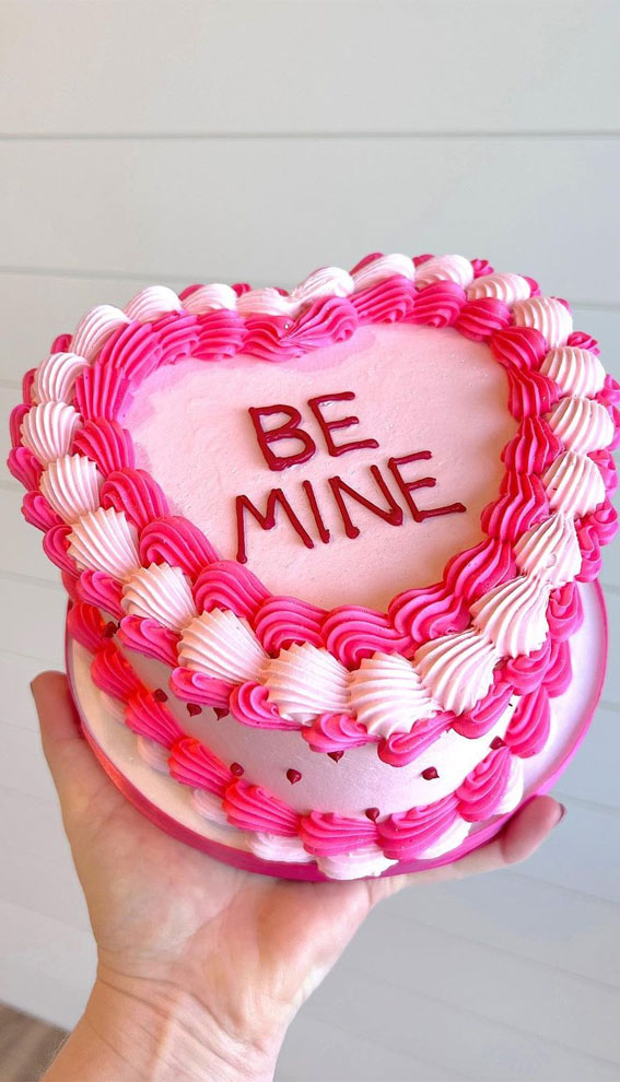 40+ Cute Valentine’s Cake Ideas : Be Mine Heart Shape Cake