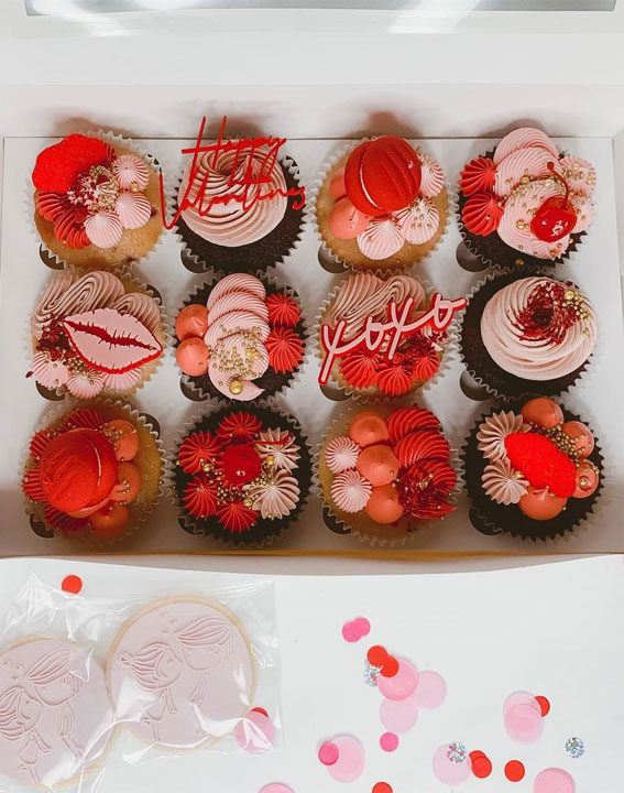 30+ Cute Valentine's Day Cupcakes : Chocolate Cupcakes Topped with Kisses