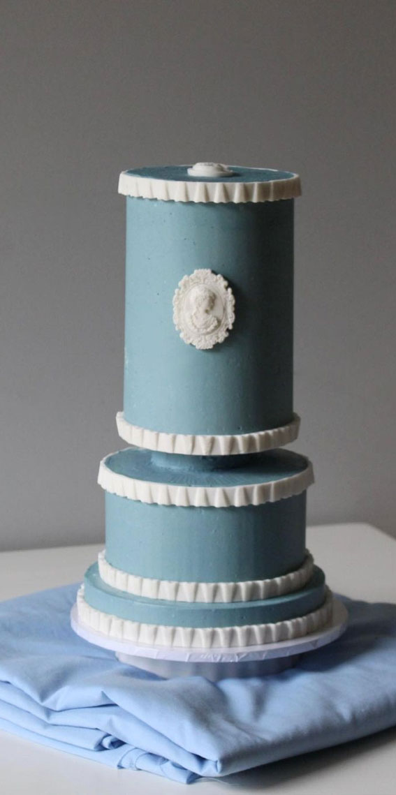 Top 50 Wedding Cake Trends 2023 : Wedwood Blue Cake
