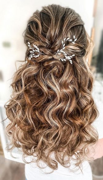 53 Best Wedding Hairstyles for 2023 Brides : Organic Flowing Half Ups