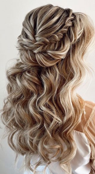 53 Best Wedding Hairstyles For 2023 Brides : Fishtail Braid Half Up ...