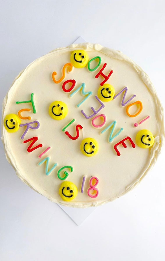 40+ Cute Simple Birthday Cake Ideas : Smiley Face Cake