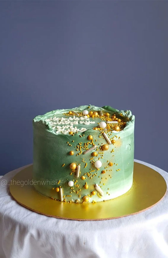 40+ Cute Simple Birthday Cake Ideas : Elegant Green Cake