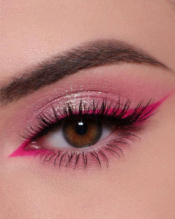 50+Makeup Looks To Make You Shine in 2023 : Pink Blossom + Hot Pink Liner