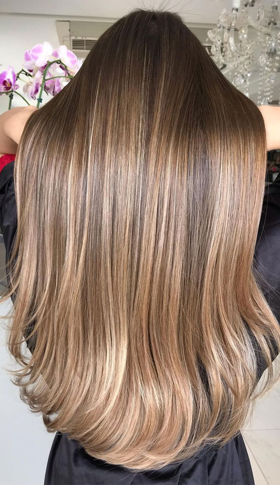 30+ Hair Colour Trends To Try in 2023 : Bronde Balayage