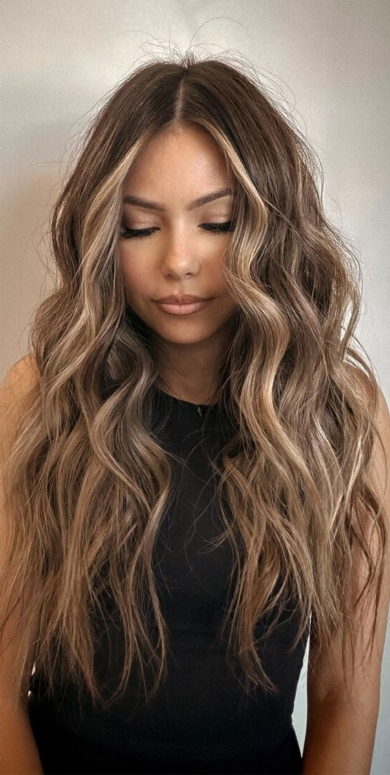 30+ Hair Colour Trends To Try in 2023 : Dulce de leche chocolate brunette