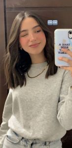 50+ New Haircut Ideas For Women To Try In 2023 : Soft Wave Lob Middle Part