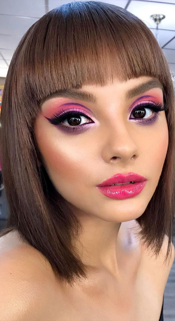 50+Makeup Looks To Make You Shine in 2023 : Pink Glossy Lips + Pink Purple