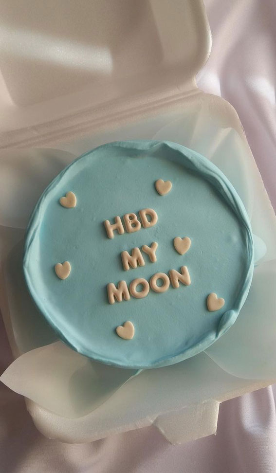 40+ Cute Simple Birthday Cake Ideas : Blue Cake HBD My Moon