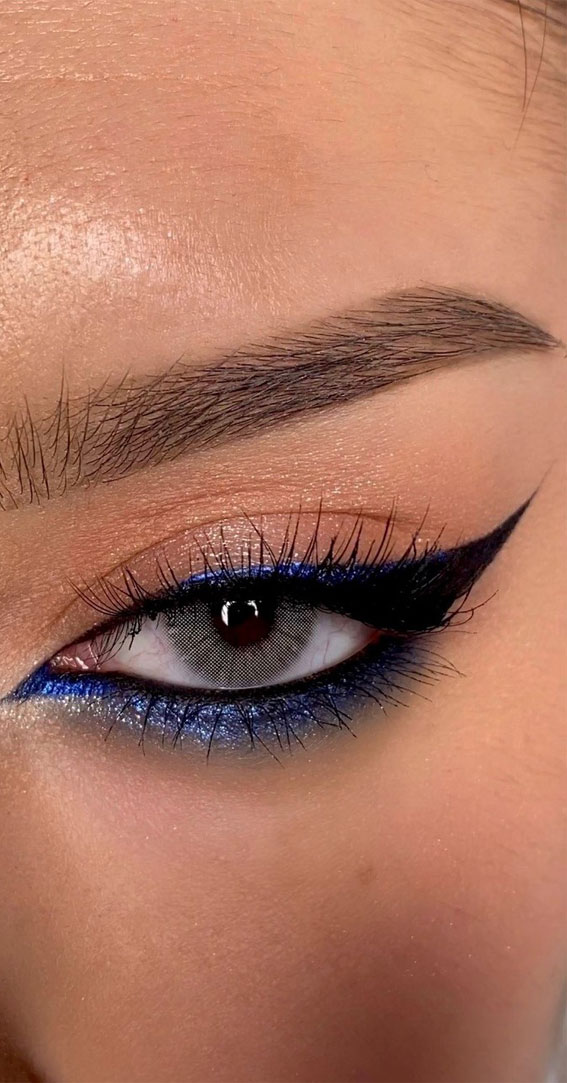50+Makeup Looks To Make You Shine in 2023 : Nude + Shimmery Dark Blue