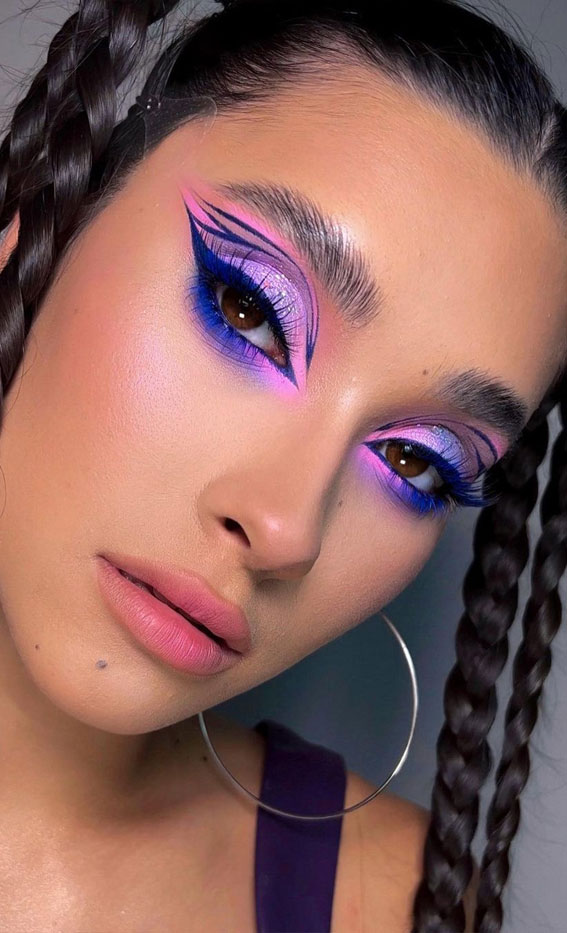 50+Makeup Looks To Make You Shine in 2023 : Cobalt Blue + Pink + Graphic Liner