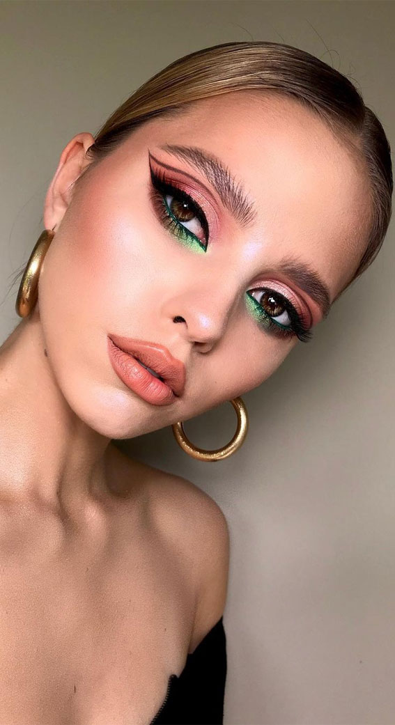 50+Makeup Looks To Make You Shine in 2023 : Neon Green + Peach