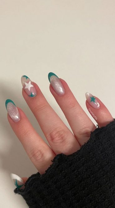 Star Nails Are Trending Now Green Tips Shimmery Nails Stars