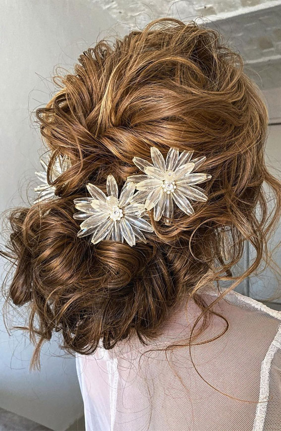 50+ Updo Hairstyles That’re So Stylish : Messy, Tousled Curls