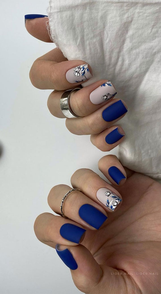 45 Pretty Short Nails For Spring & Summer : Matte Cobalt Blue & Floral Nails