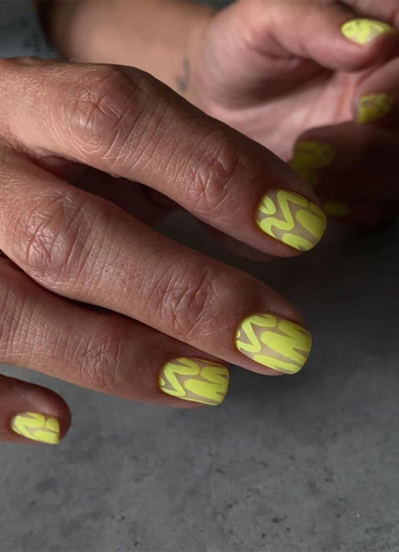 45 Pretty Short Nails For Spring & Summer : Yellow Pastel Nails
