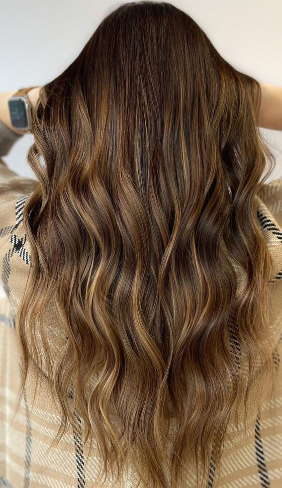 50+ Brunette + Brown Hair Colours & Hairstyles : Reverse Balayage