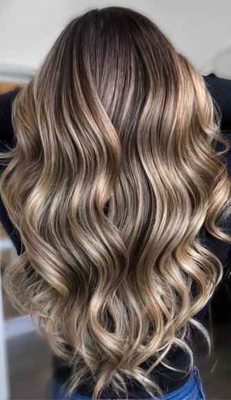 50+ Brunette + Brown Hair Colours & Hairstyles : Glazed Honey Balayage