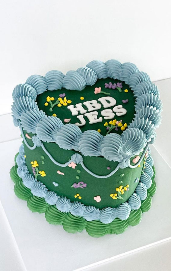 50+Cute Minimalist Buttercream Cakes : Mint Green Heart-Shaped Cake