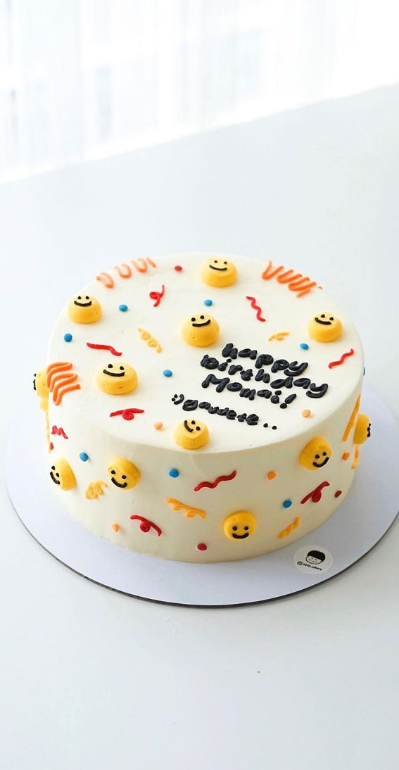 Gurugram Special: Smiley Face Emoji Cake Online Delivery in Gurugram
