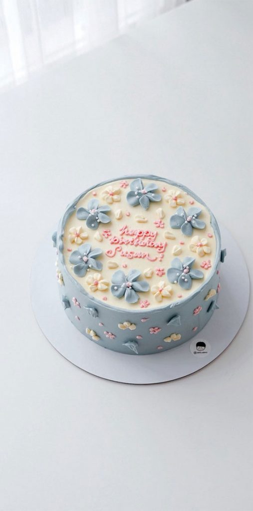 50 Cute Minimalist Buttercream Cakes Baby Blue Cake