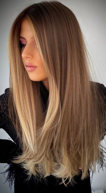 35 Cute Summer Hair Colours & Hairstyles : Brown Blonde Balayage