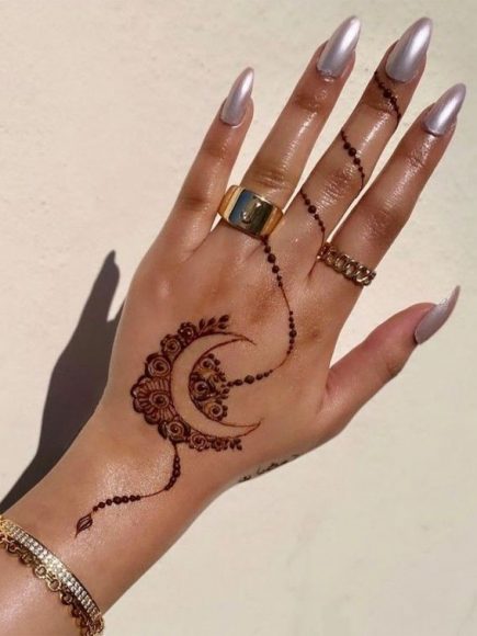 22 Henna Designs Inspired By The Night Sky Flower Moon