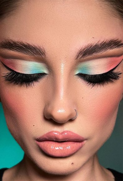 Bold And Bright Summer Makeup Vibrant And Daring Ombre Peach And Mint