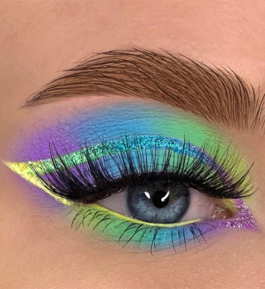 Bold and Bright Summer Makeup Vibrant & Daring Cool Tone + Shimmery