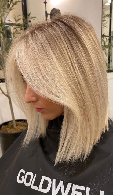 Refreshing Hair Color Ideas For The Sunny Season : Atomic Blonde Lob ...