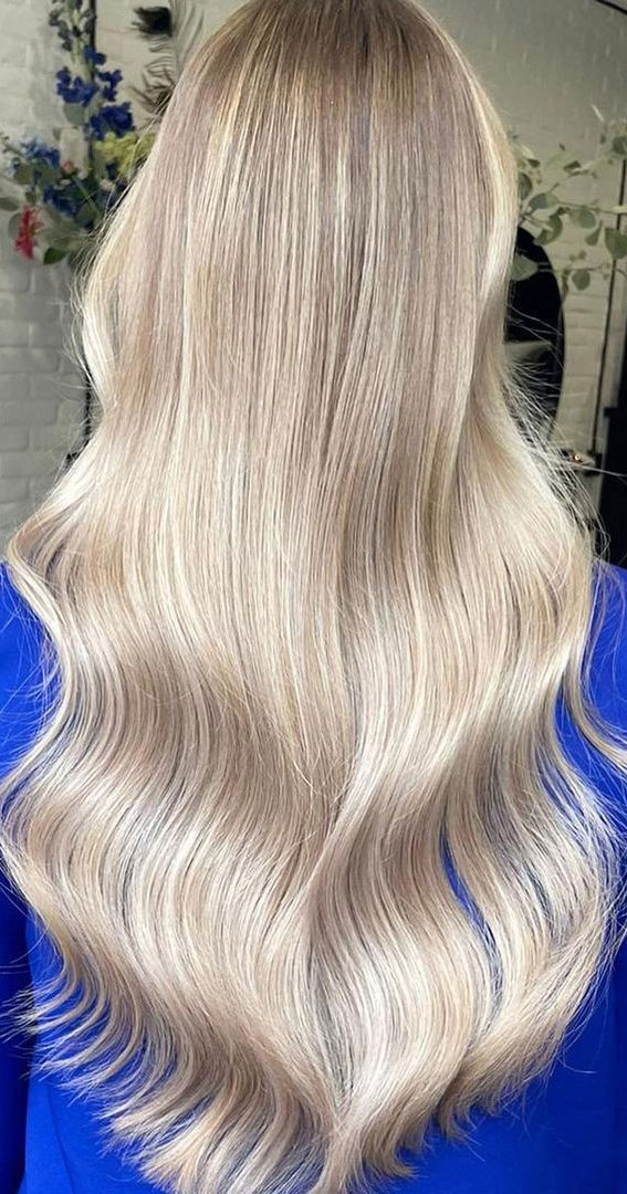 50 Inspiring Hair Colour Ideas for All Ages : Pearly Blonde Melted Balayage