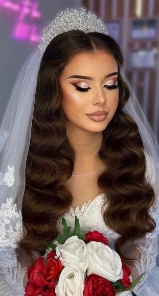 Romantic Hair Colour Ideas For Wedding-Day Glamour : Dark Pecan Brown