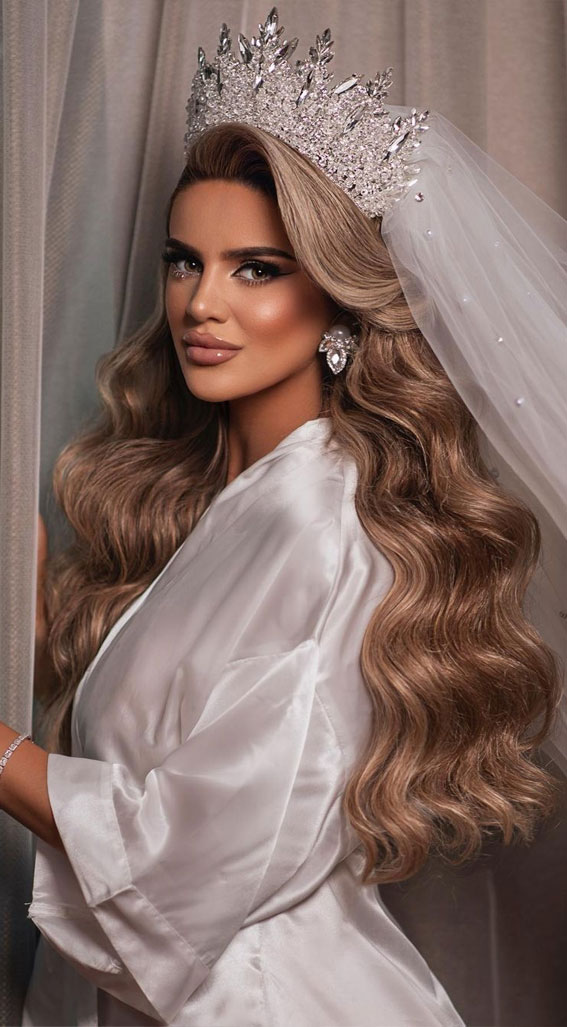 Romantic Hair Colour Ideas For Wedding-Day Glamour : Chocolate Caramel Mousse
