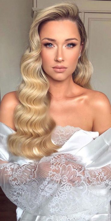 Romantic Hair Colour Ideas For Wedding Day Glamour Honey Blonde Water Waves