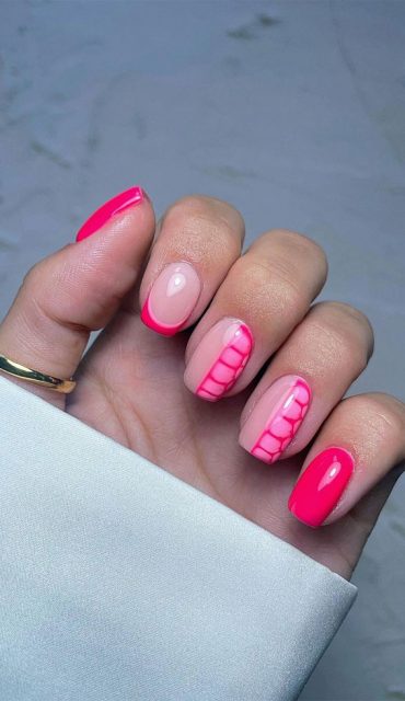 30 Playful Pink Nail Art Designs For Every Occasion Pink Crocodile Print Nails 2548