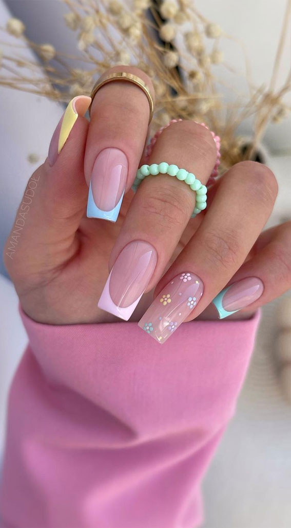 Channel the Enchanting Spirit of Summer on Your Nails : Pastel French Tips + Flowers