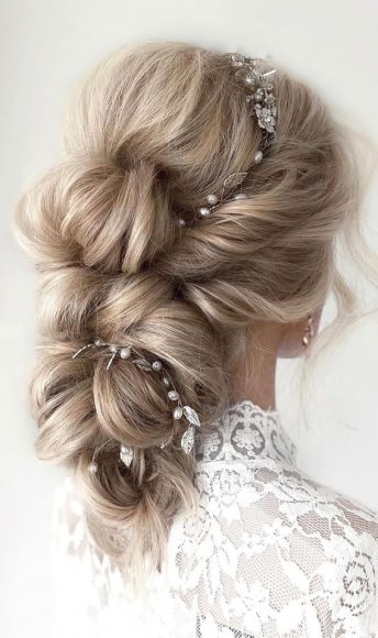 35 Enchanting Hairstyles for a Fairytale Wedding : Pale Blonde Bubble ...