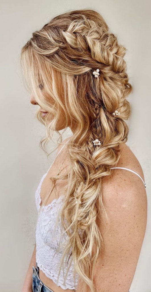 27 Effortlessly Beautiful Hairstyles for a Bohemian Wedding : Mixed ...