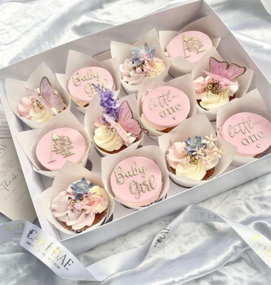 40 Irresistible Cupcake Ideas : Baby girl cupcakes for the new arrival