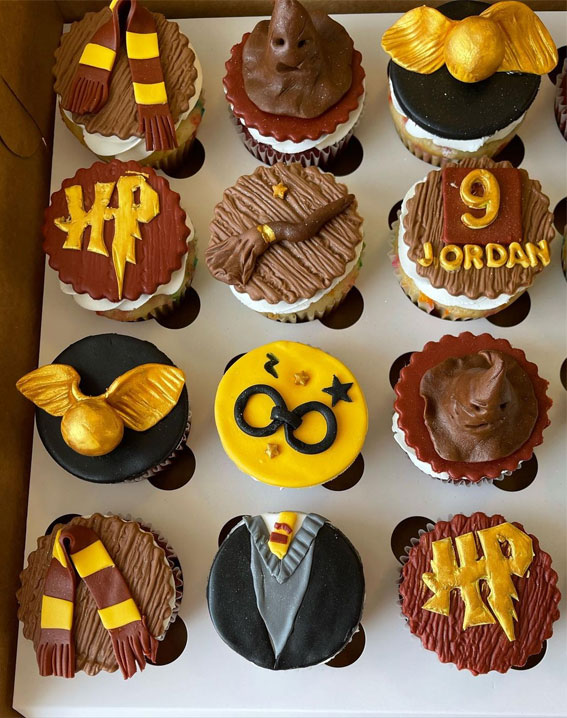 40 Irresistible Cupcake Ideas Red Velvet Harry Potter Cupcakes