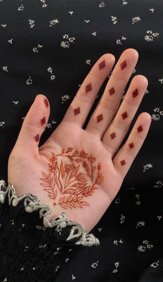 Intricate Henna Designs For Special Occasions : Diamond Henna