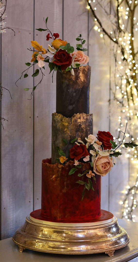 Autumnal Gold Leaf Wedding Cake