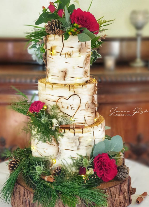 Woodland-inspired Wedding Cake Ideas : Birch Wood Effect Winter Wedding Cake